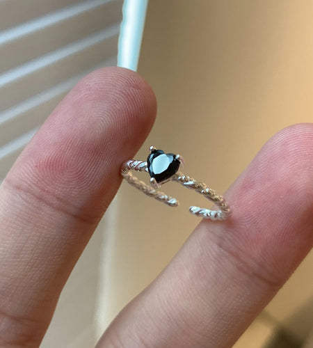 S925 Sterling Silver Black Zirconia Love Twist Ring